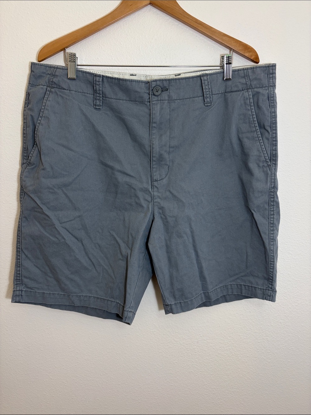 Old Navy Gray Lived-In Straight Flat Front Cotton Casual Shorts